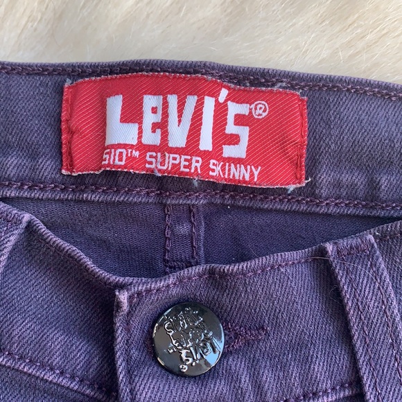 Levi’s Denim Biker Shorts - Picture 5 of 8